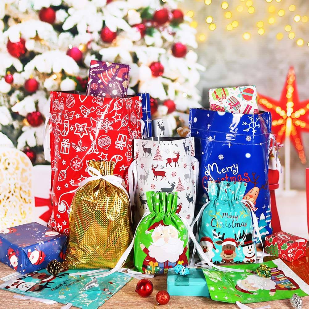 🎅Package Holiday Drawstring Gift Bags, 30pcs Christmas Foil Gift Wrapping Sacks Pouches for Xmas Presents Party Favor (Large Medium Small)